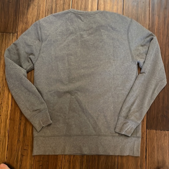 Vintage Harley Davidson Museum Milwaukee, WI Sweatshirt - Picture 3 of 3